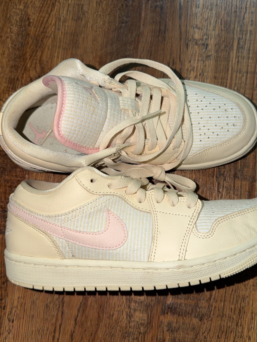 Women Nike Airjordan shoes